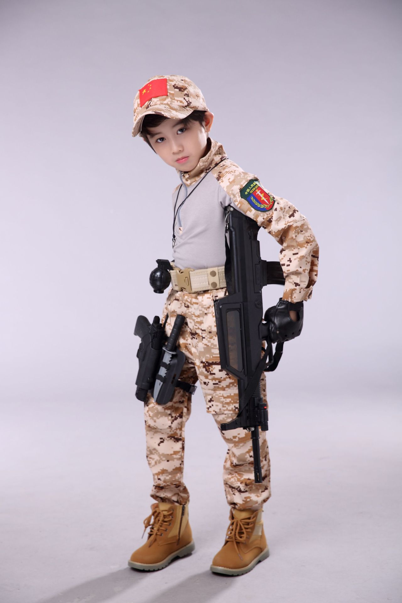 儿童迷彩服男童野战特种兵套装作战装备绿迷彩小军装儿童吃鸡套装