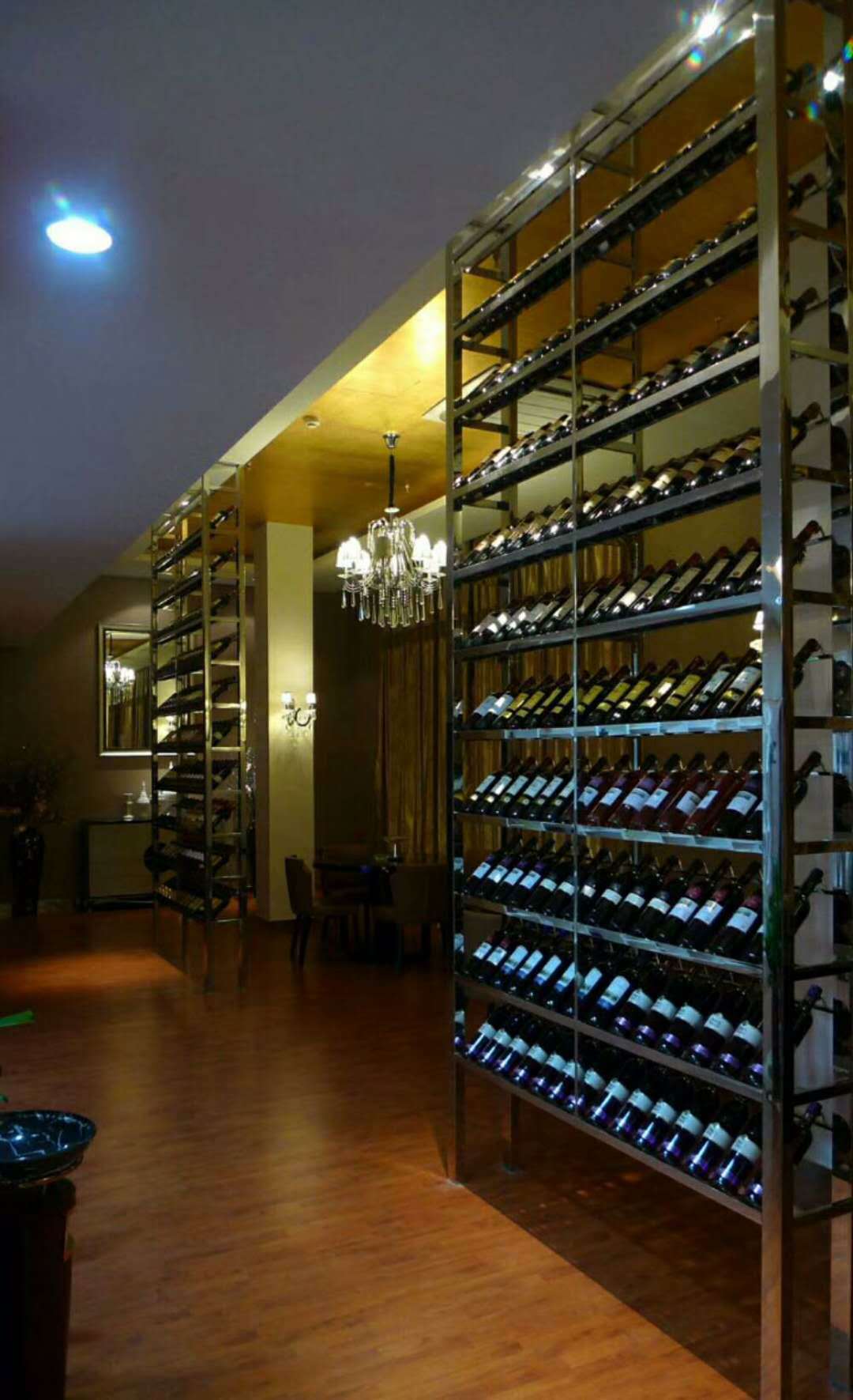 定制不锈钢酒柜吧台玫瑰金红酒展示柜餐葡萄酒架