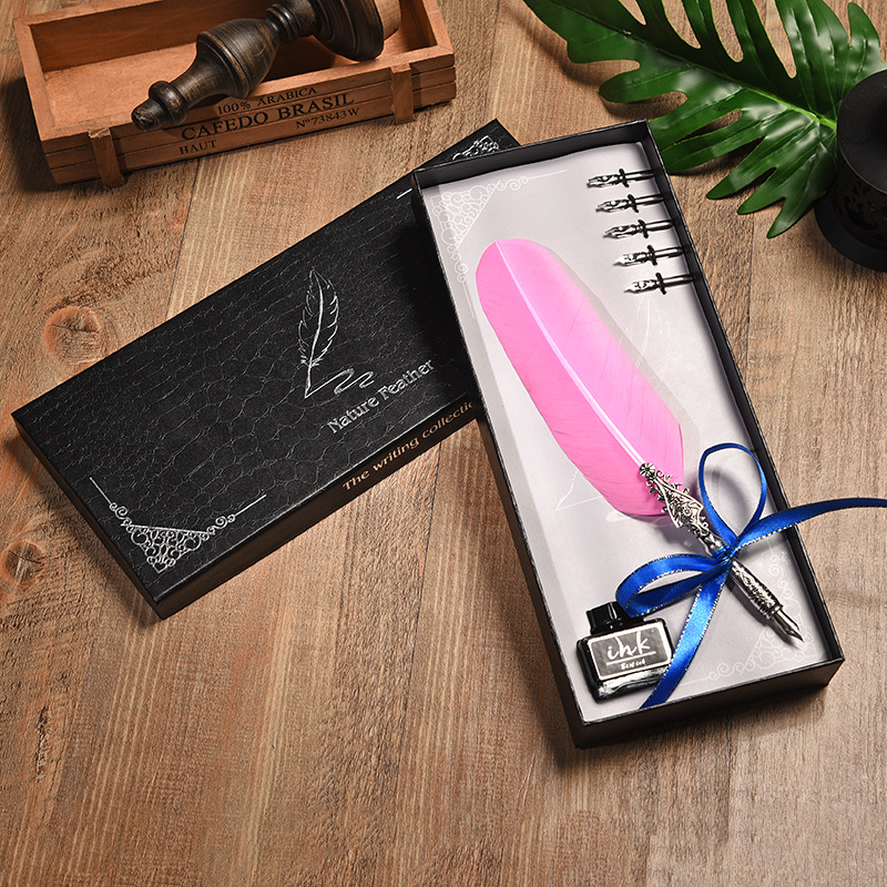 Factory Direct Supply Retro European Feather Pen Gift Box Creative for Birthdays and Valentine's Days Gift Dipped in Water Pen Kit