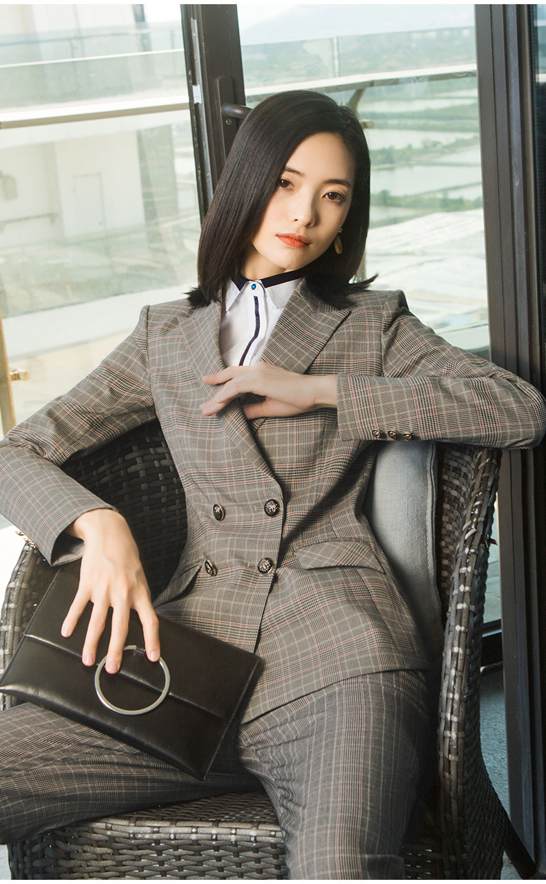 双排扣呢子小西装职业套装女秋冬新款ol通勤时尚格子西服长裤套装