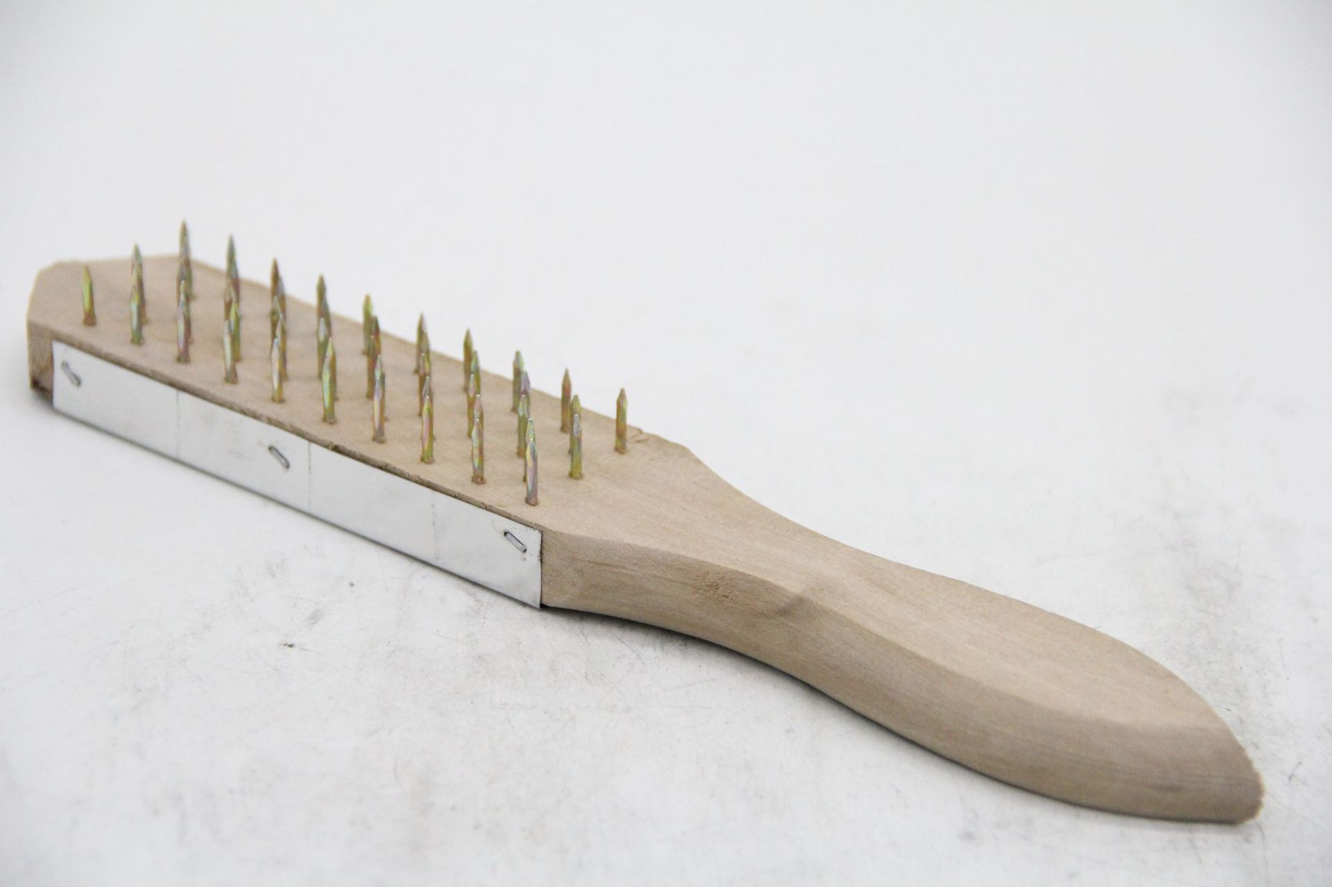 钢钉钢丝鱼鳞刷木柄不锈钢钉鱼鳞刷去鱼鳞家用杀鱼刨卖鱼工具