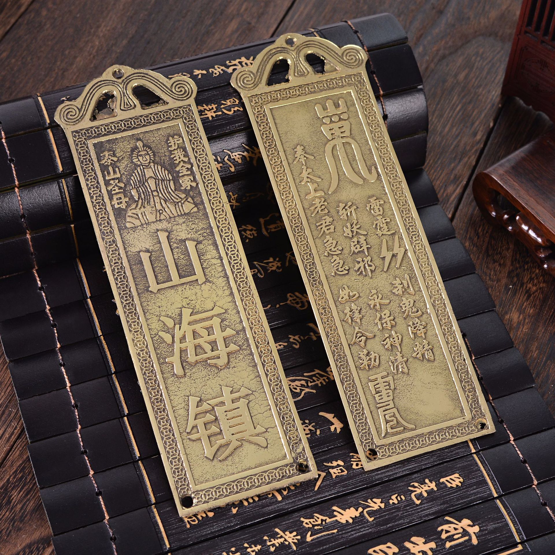厂家供应泰山圣母挂牌山海镇铜牌祭祀宗教用品金属工艺品赠送礼品