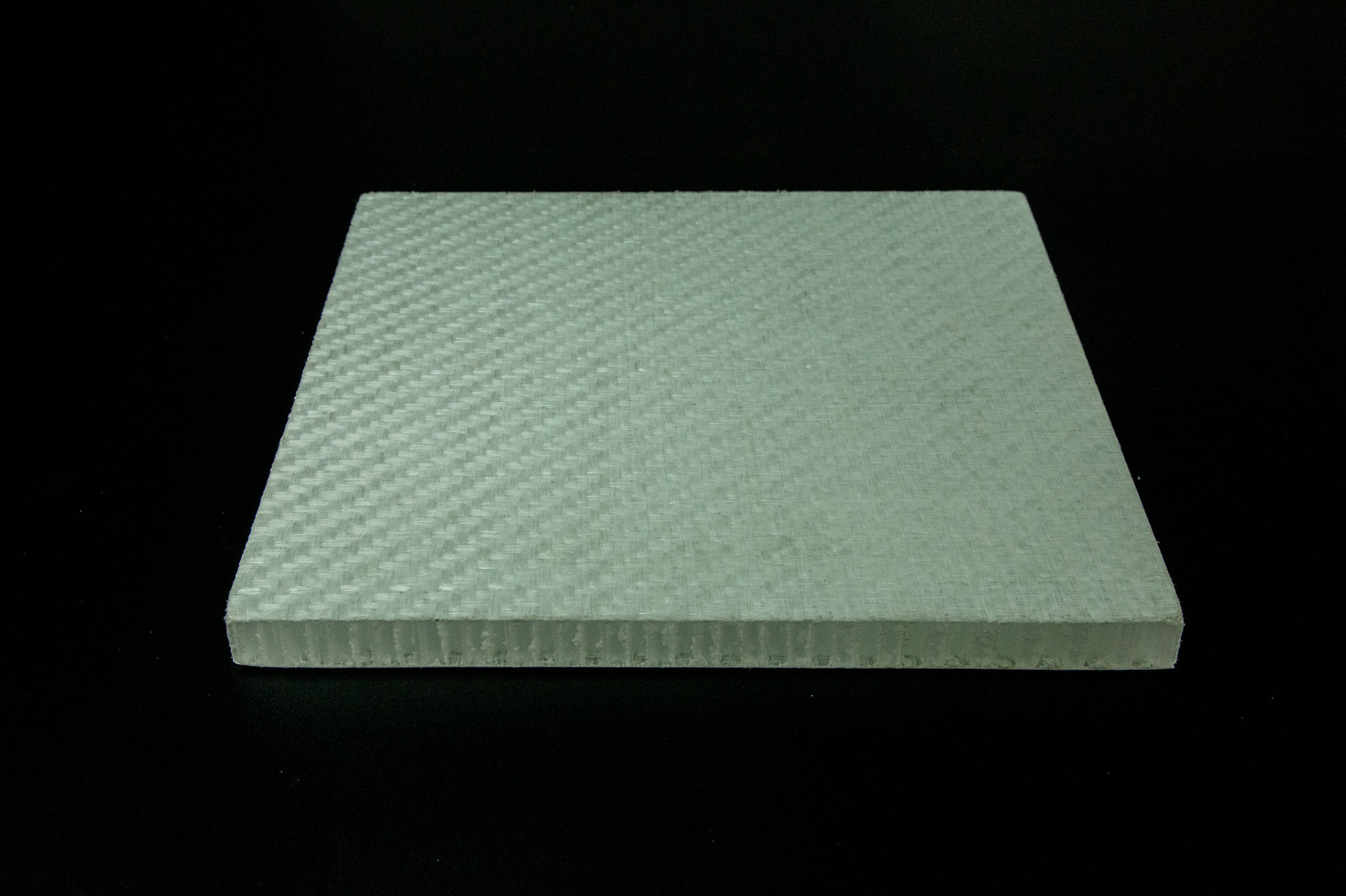 pp蜂窝芯 复合蜂窝板 热塑性蜂窝板 玻璃纤维编织面