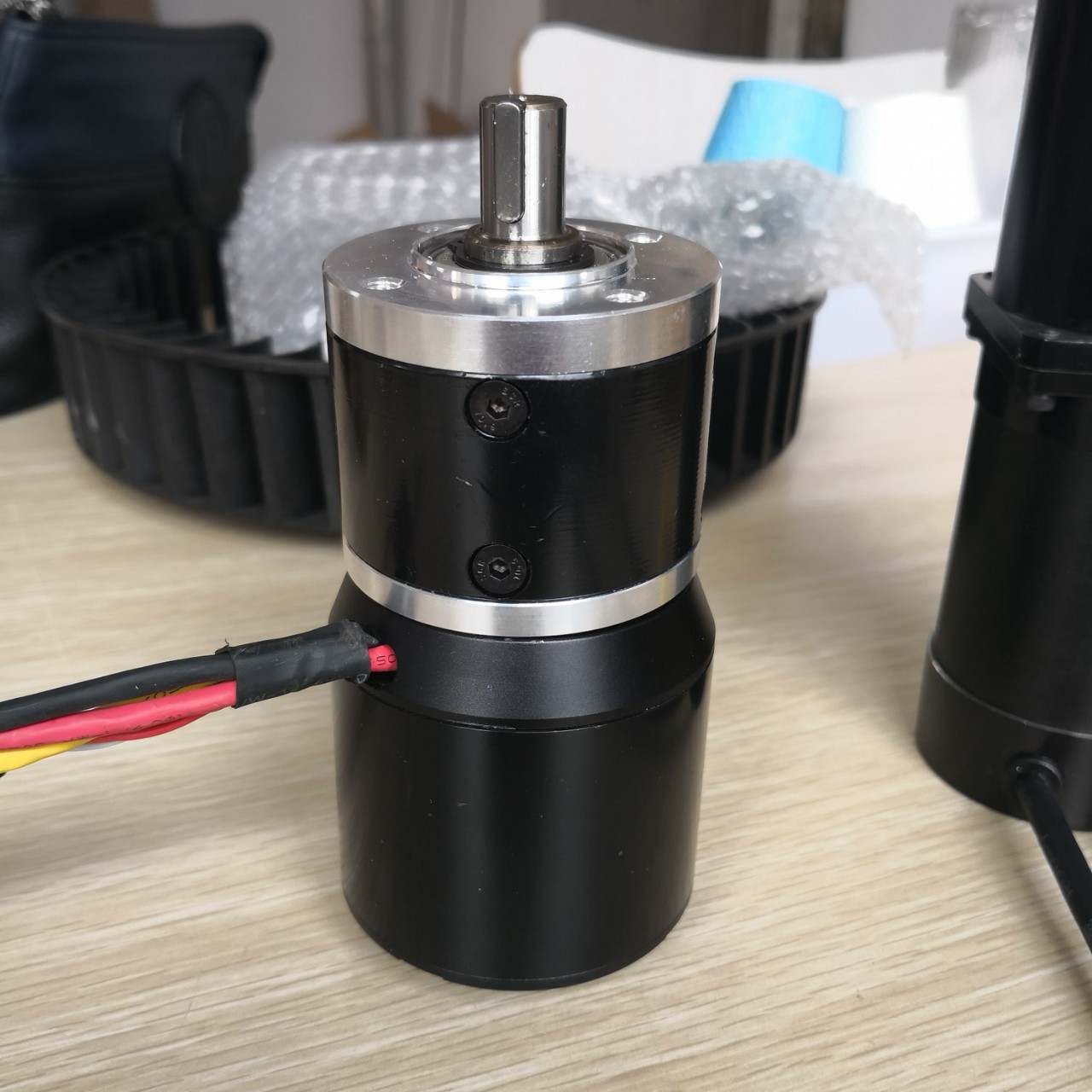 行星减速外转子电机直流无刷电机15kw48v100w20kw