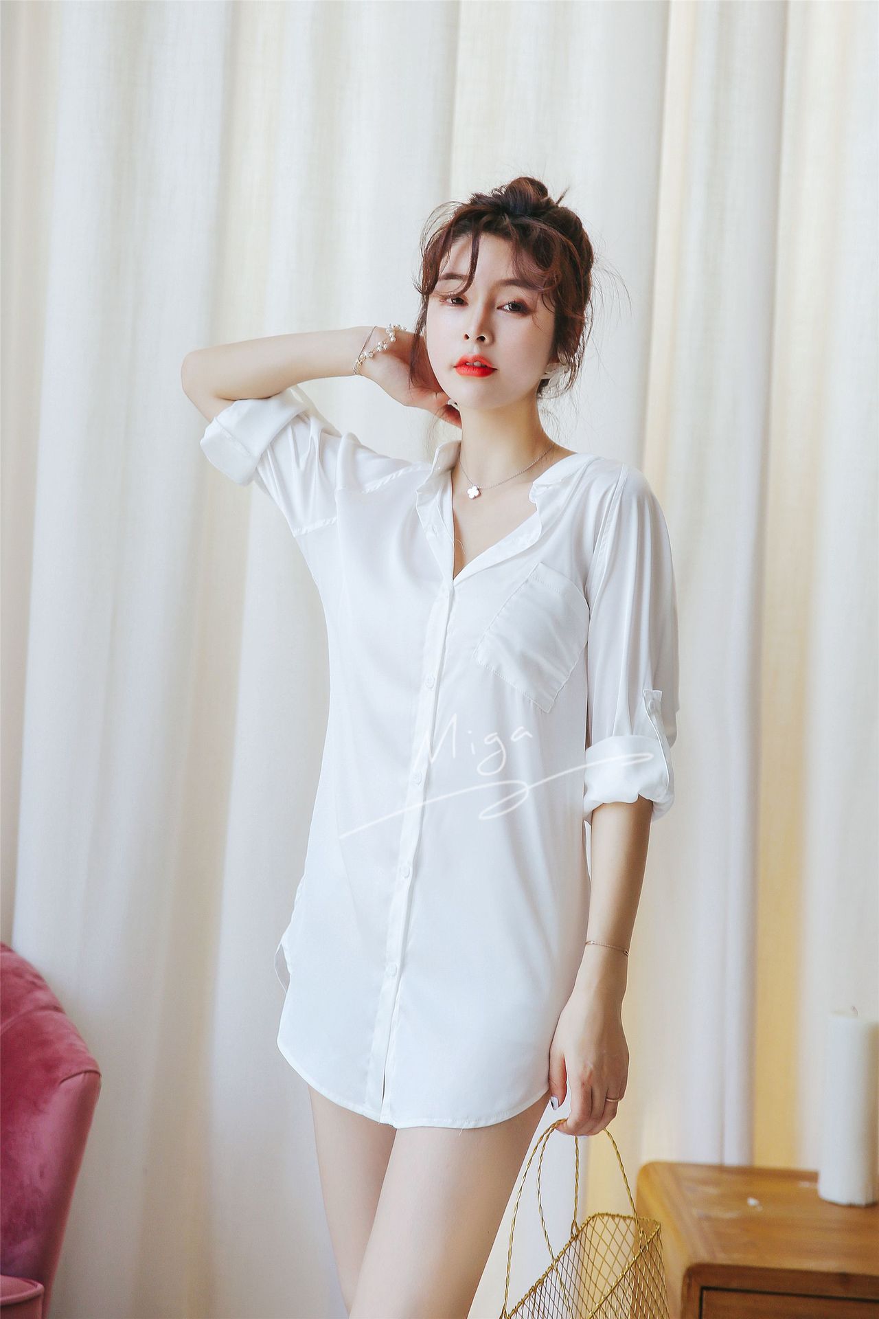 新品女士仿真丝睡衣夏长袖性感白衬衫诱惑短裙可挽袖宽松冰丝睡裙