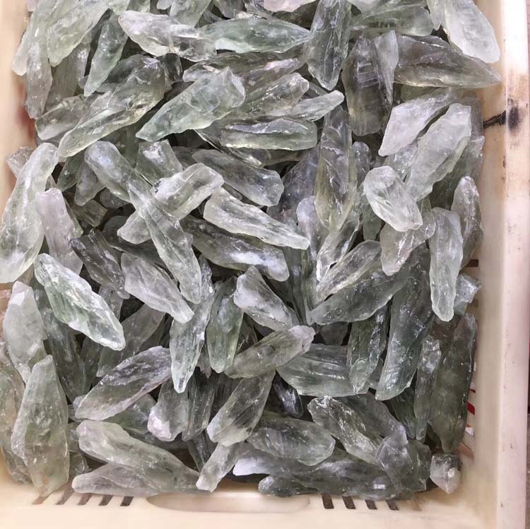 巴西天然绿水晶原矿 消磁 能量水晶 骨干水晶单晶体 绿水晶原石