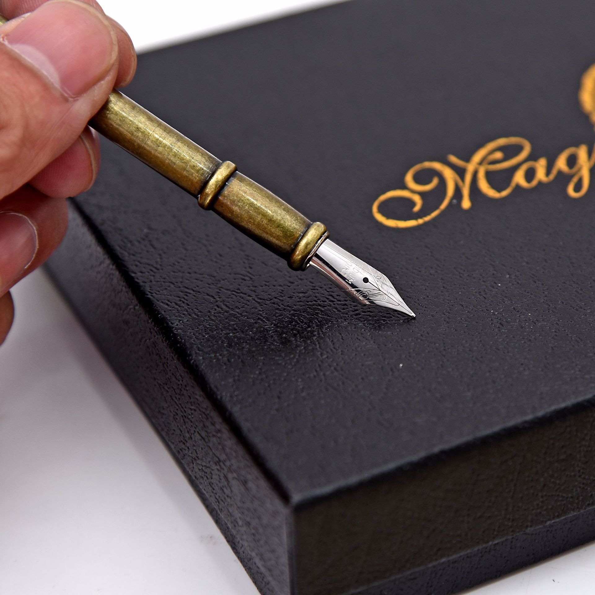 Creative Style Feather Pen Wedding Signature Pen Water Pen Ink Christmas Gift