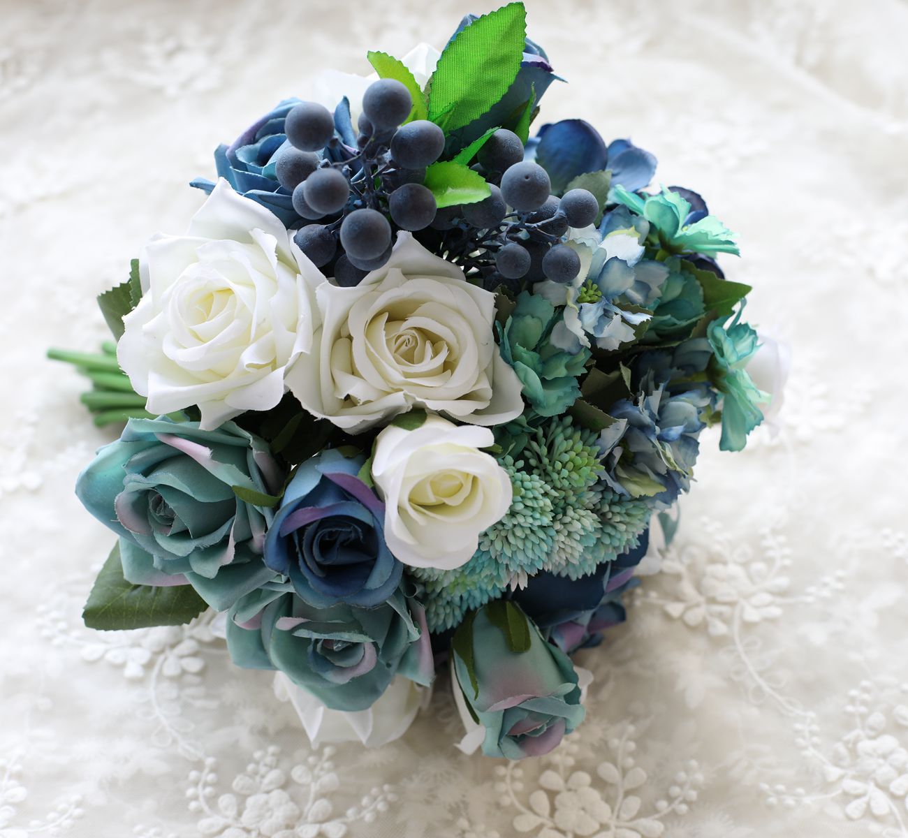 新款韩式新娘手捧花蓝色玫瑰花仿真花结婚影楼拍照新娘手捧花