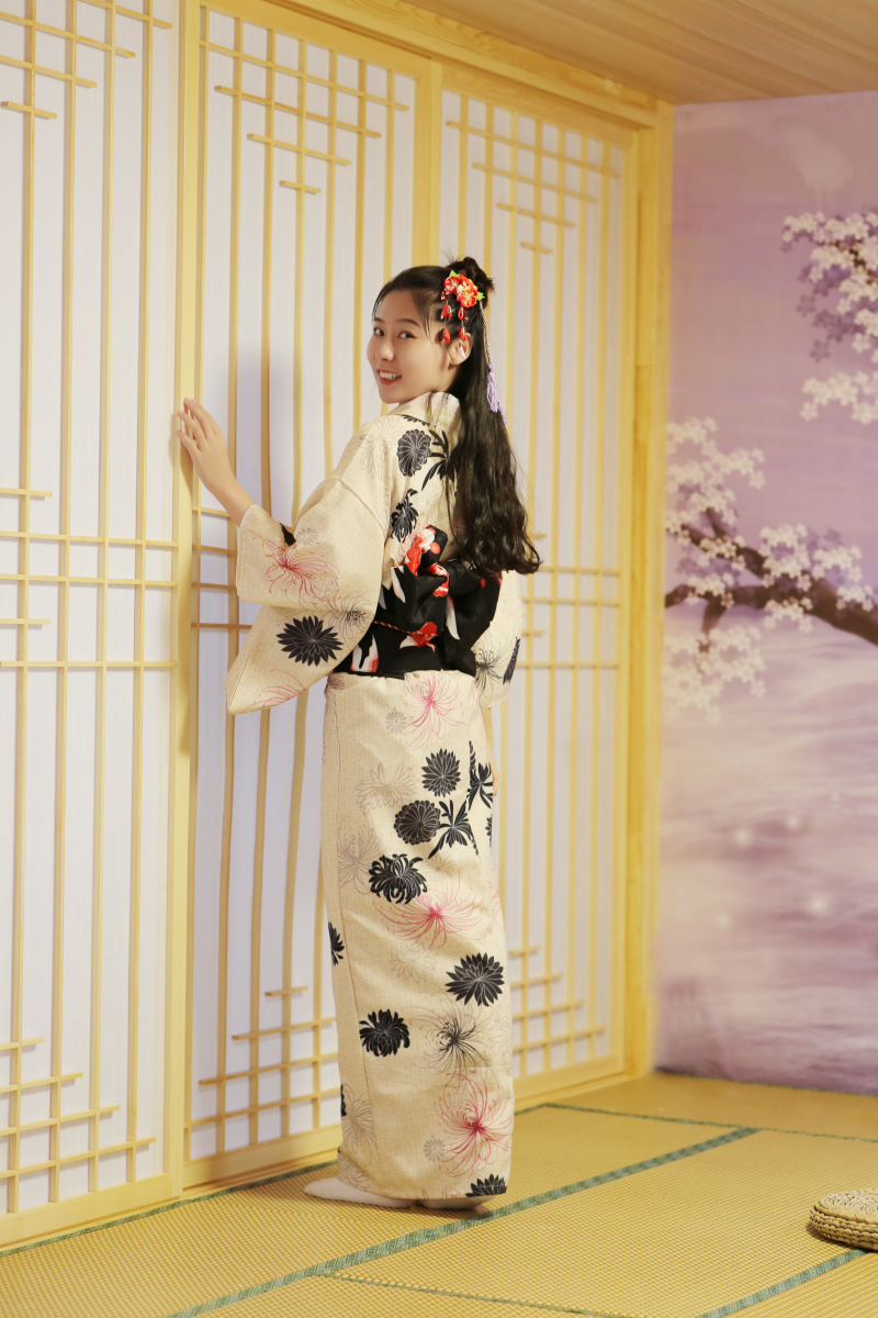 现货日本和服女改良版和服浴衣套装灰色雏菊柄传统和服