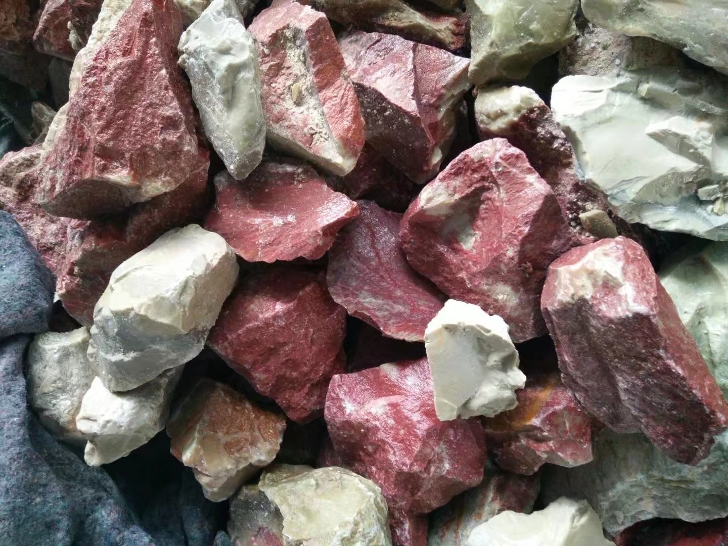 寿山石浙江红石叶腊石朱砂原石摆件原石料印章印石印料一斤价格