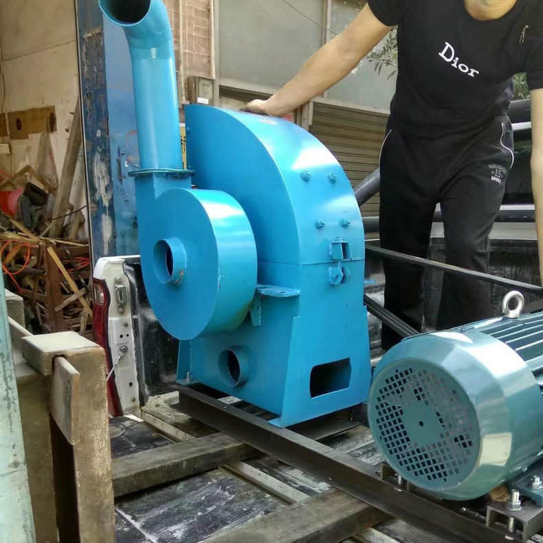 长期大中小型树皮松塔松针破碎机多功粉碎机谷壳米糠中药材打粉机