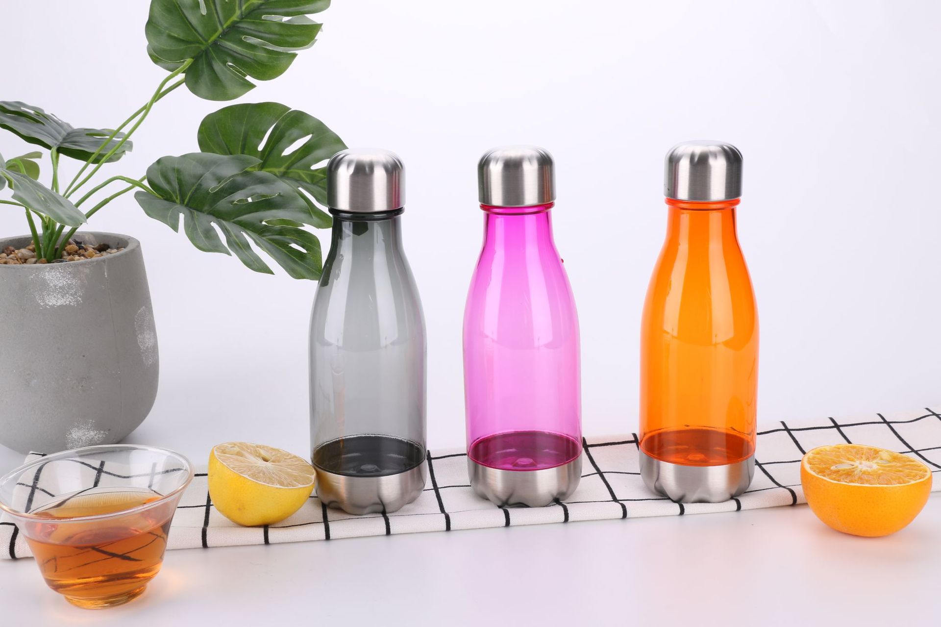 新款塑料可乐瓶 tritan材质太空水杯 不锈钢盖汽水瓶子可乐礼品杯