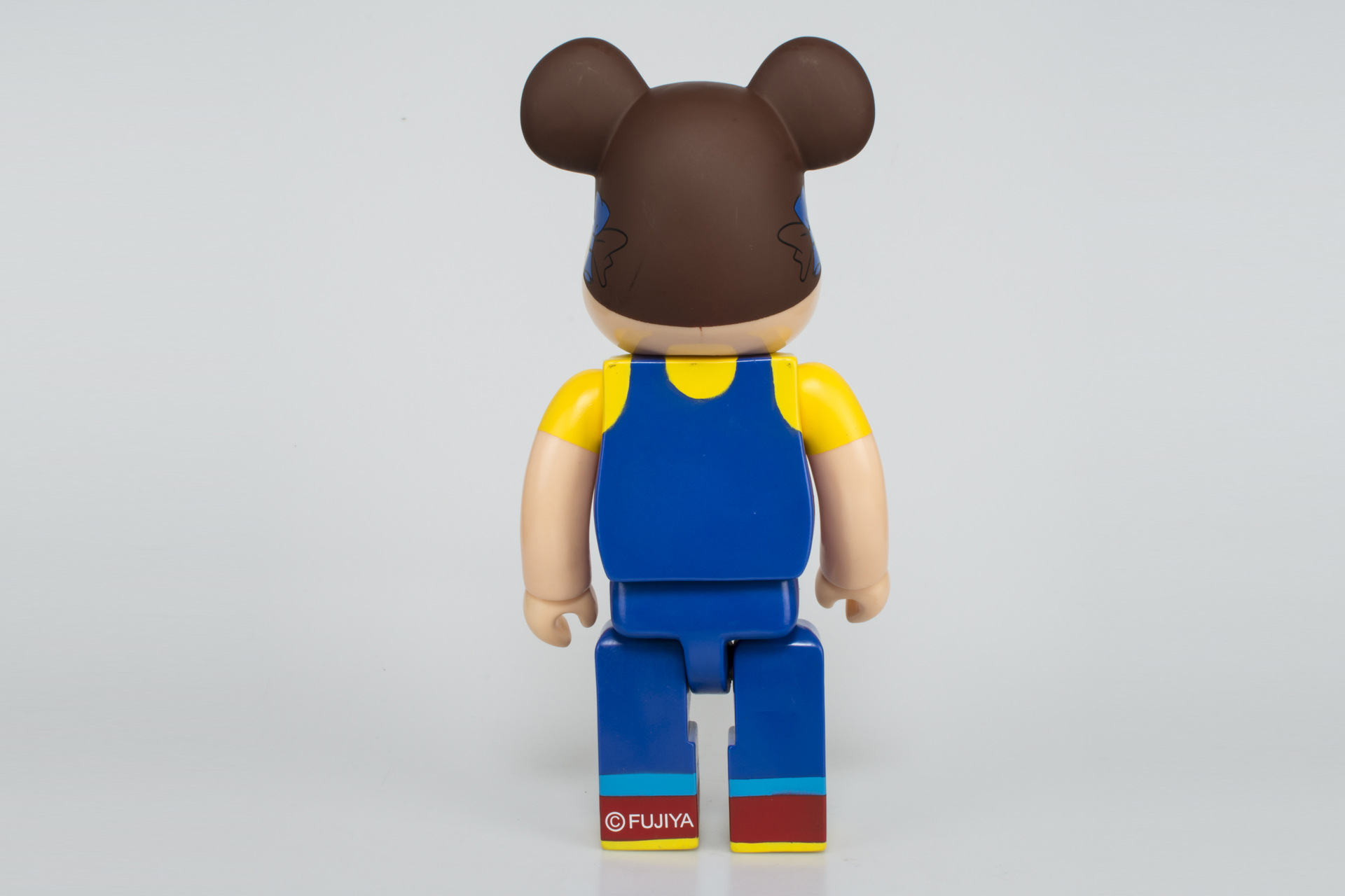 热卖bearbrick暴力熊乐积木高熊不二家pekq蓝牛奶妹卡通手办公仔