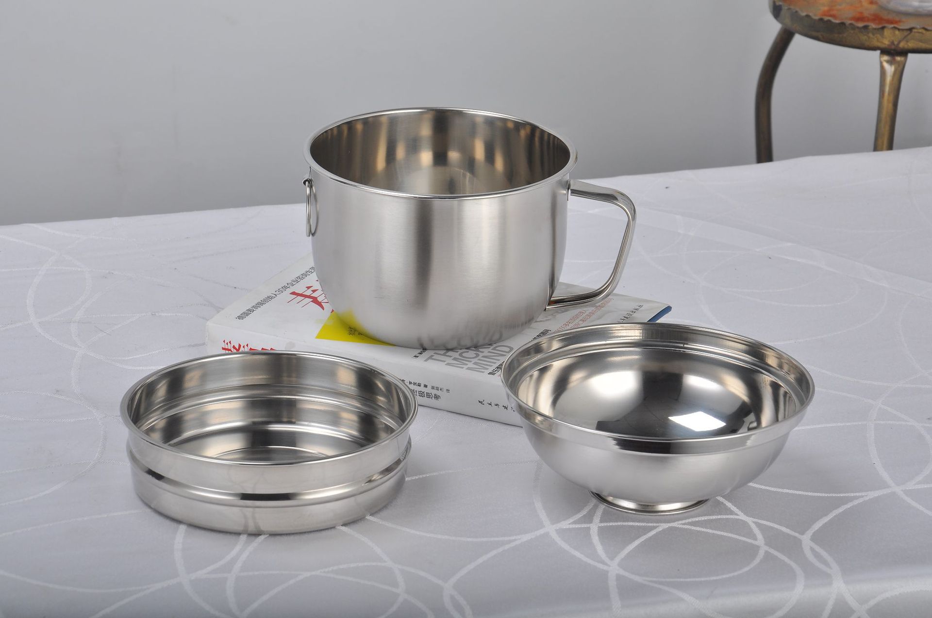 批发304不锈钢快餐杯学生饭盒饭缸加厚泡面碗杯带盖午餐盒杯