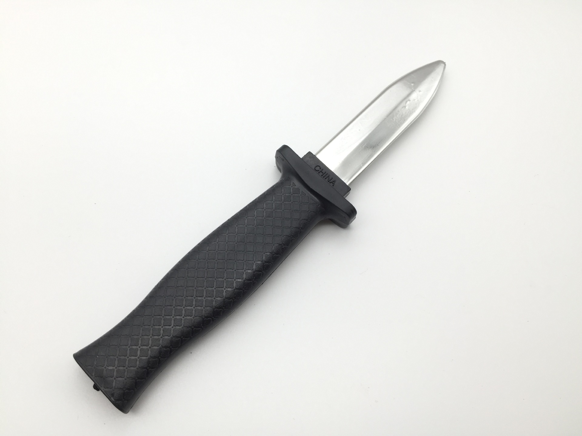 厂家直销 校园周边 塑料伸缩刀 塑料伸缩匕首