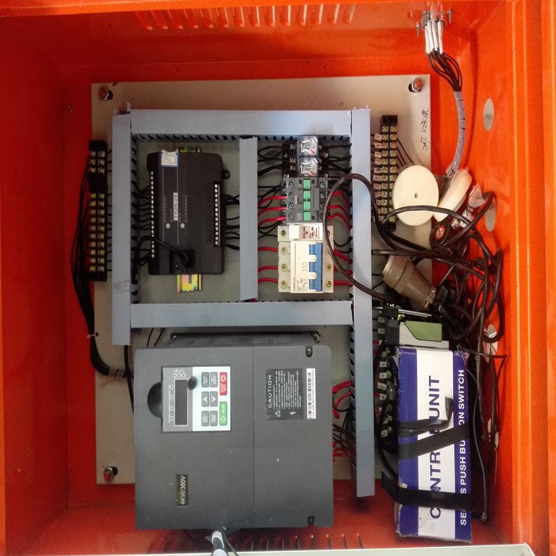 压瓦机配件 压瓦机配电箱 "三晶"变频器 信捷plc 电控箱