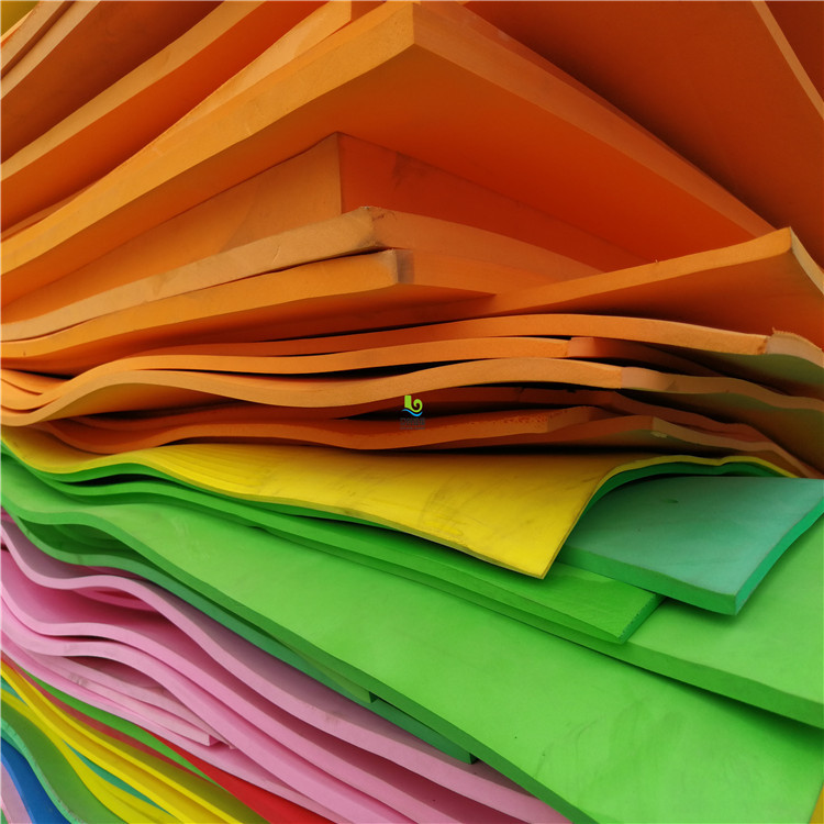 b1级背胶橡塑片材nbr高弹性减震材料游艇轮船坐垫软用东莞立创