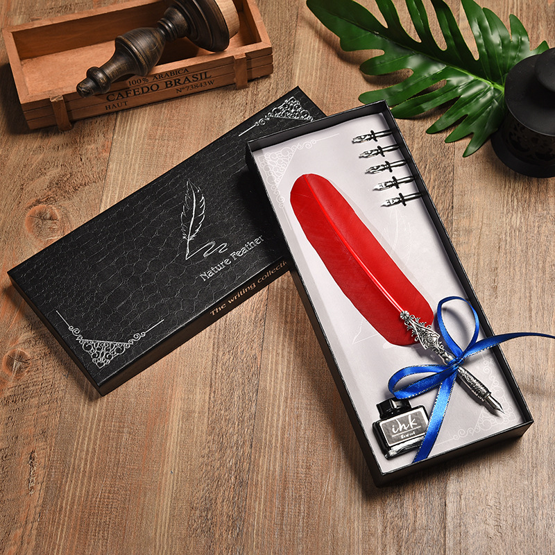 Factory Direct Supply Retro European Feather Pen Gift Box Creative for Birthdays and Valentine's Days Gift Dipped in Water Pen Kit
