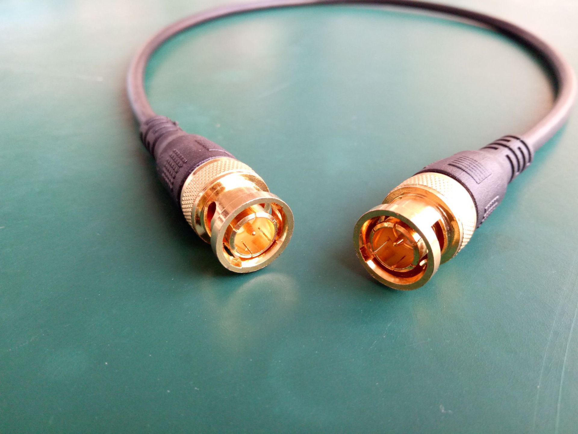 《厂家直销》供应纯铜锌合金bnc头,bnc摄像机接头 监控接头