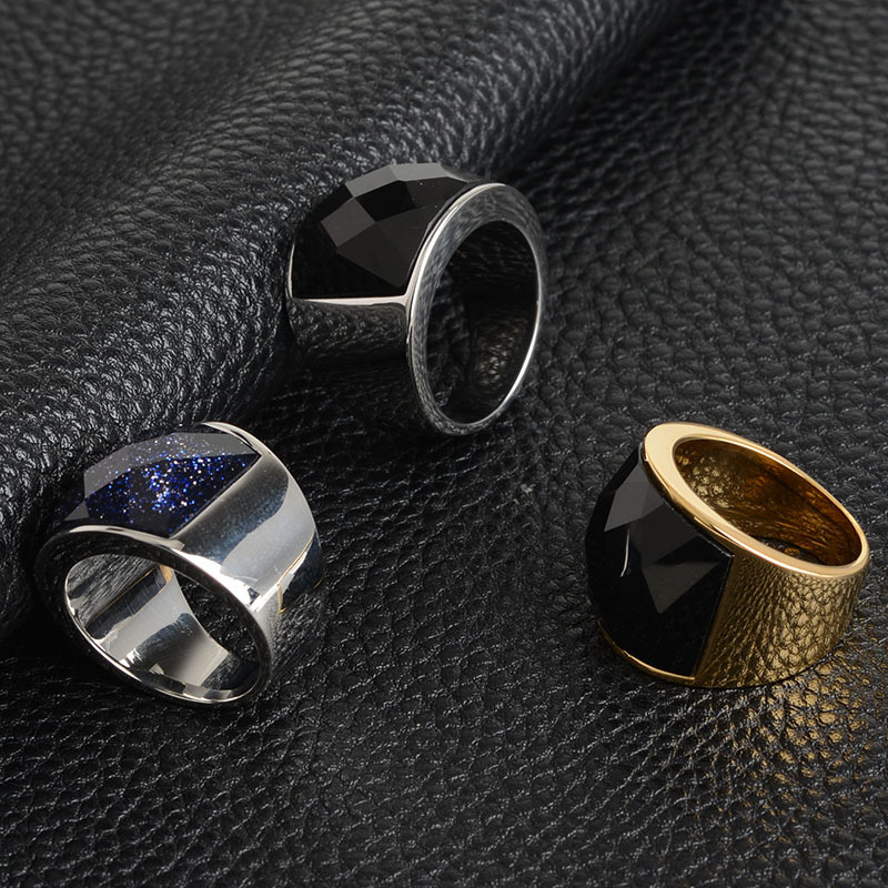 大班指钛钢铸造宝石戒指切面弧形玛瑙钻不锈钢戒男士指青沙石戒子