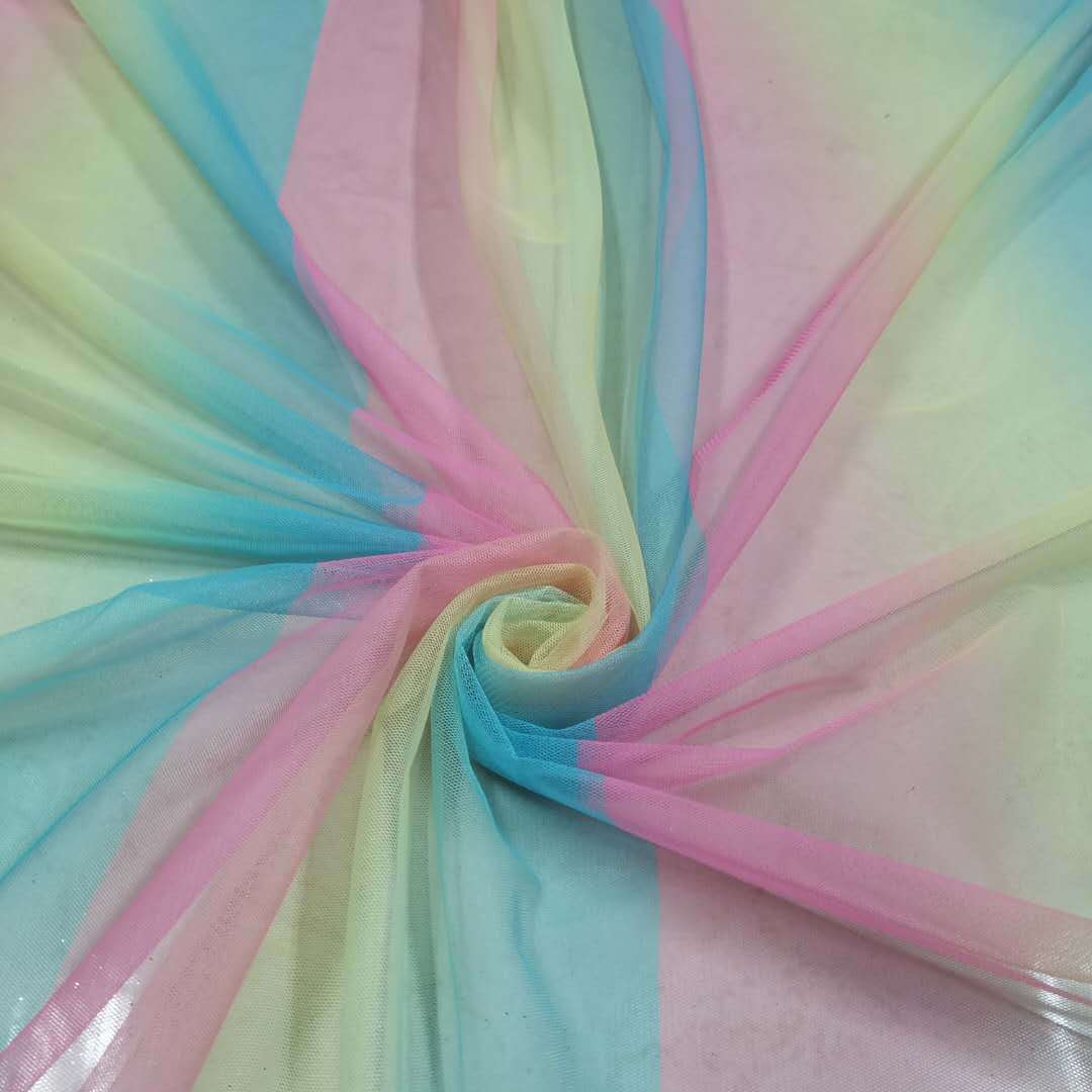 印花网纱渐变网布 网布数码印花 六角网眼布 现货彩虹印花面料