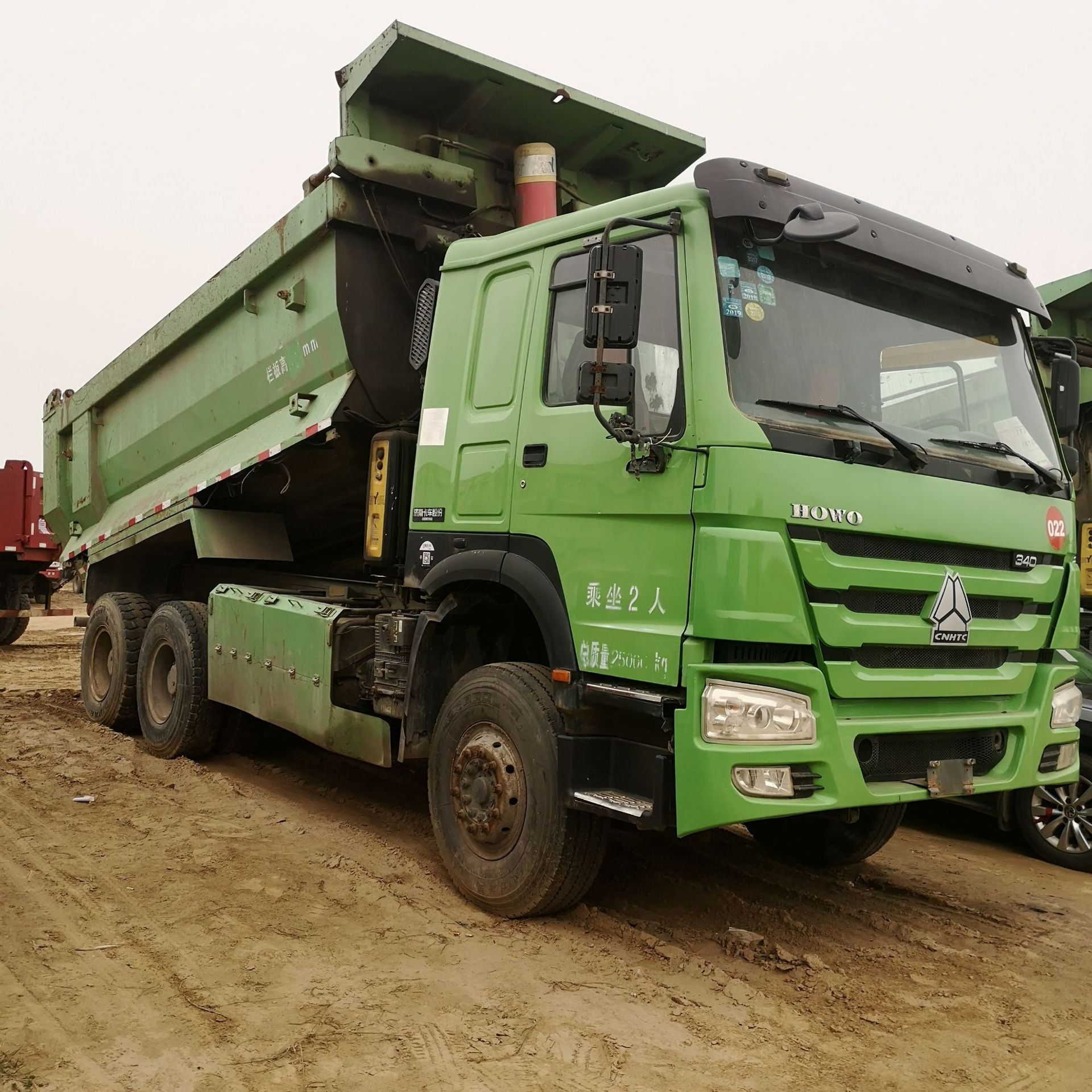 济南二手豪沃前四后八自卸工程车  渣土运输车国五 处理 自卸车