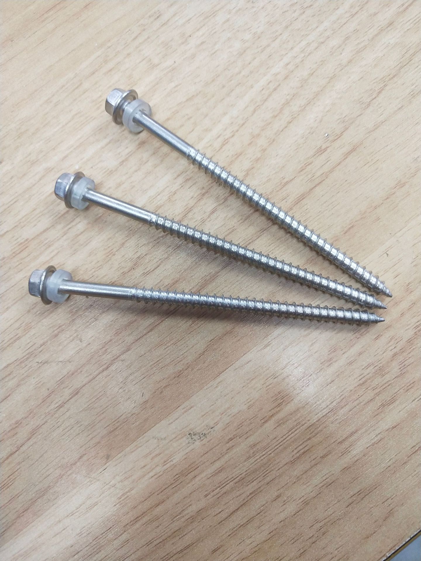 304六角自攻钉5.5*100