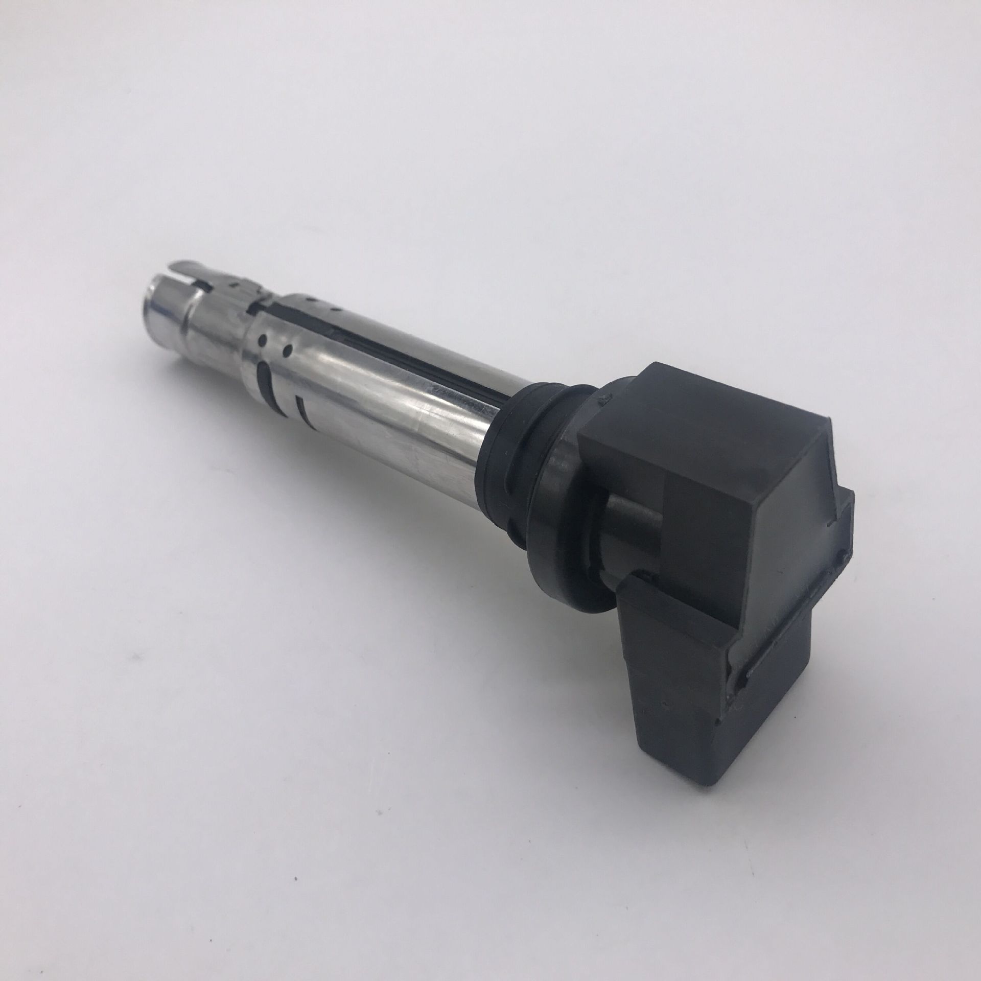 4t点火线圈 高压包 036 905 715 f