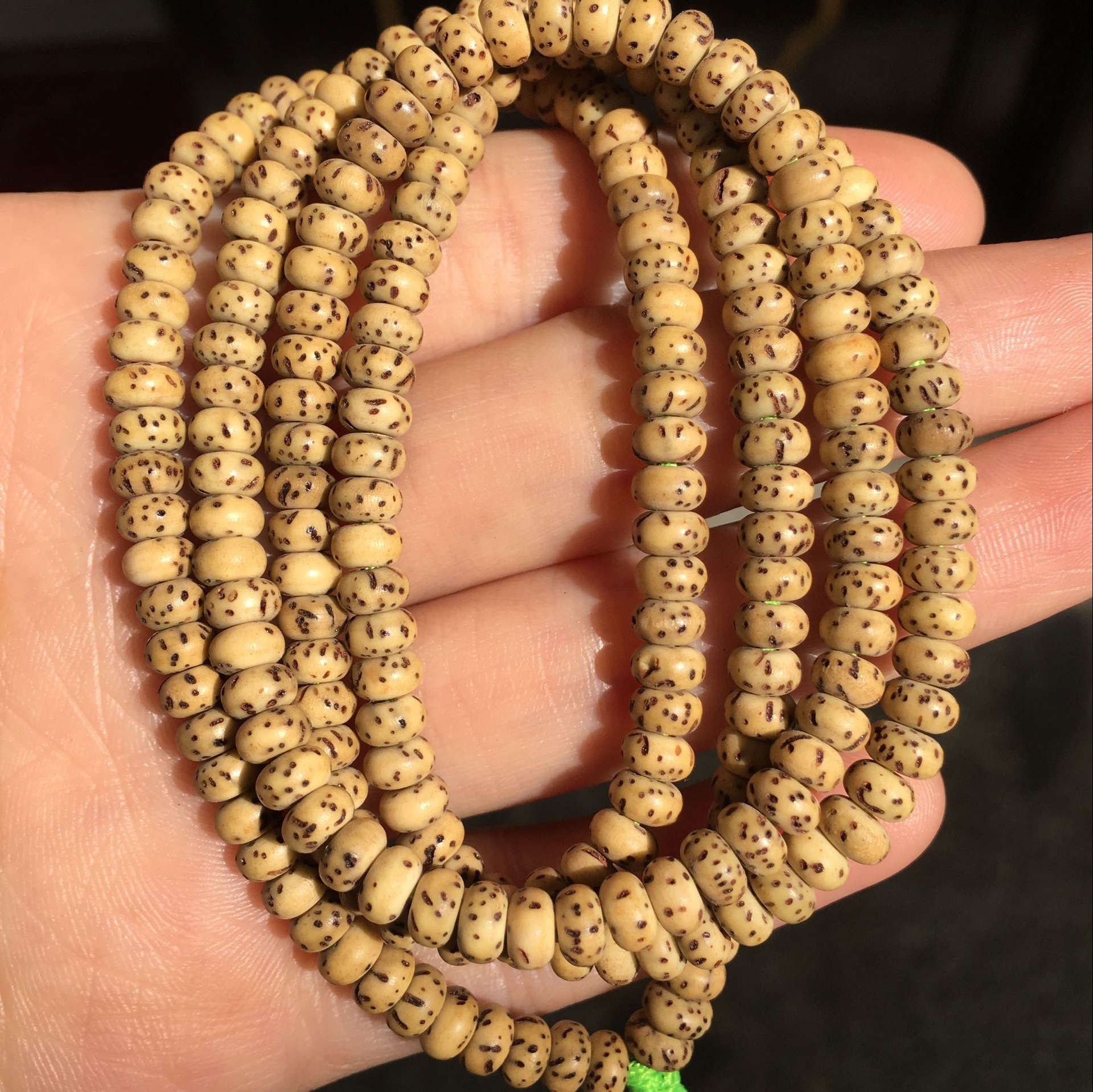 厂家供应老陈籽迷你星月菩提 黄金籽迷你星月菩提 5*3迷你星月批发