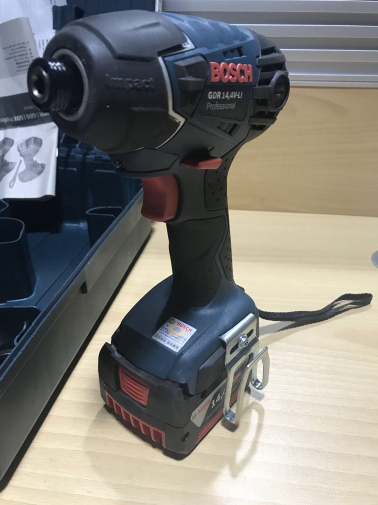 原装博世gdr14,4-li锂电电枪 两电一充