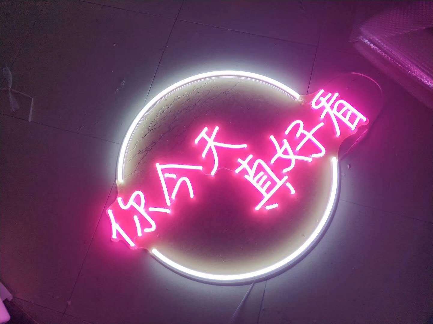 跨境英文字母霓虹灯 商场店铺led广告招牌发光字造型柔性霓虹灯字