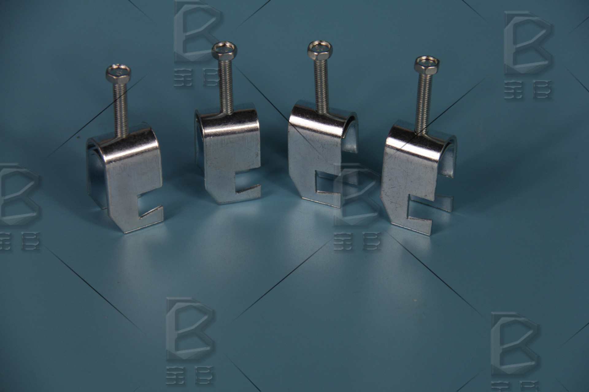 k07单边勾电缆卡子 桥架梯式电缆固定卡 c型槽电缆卡 电缆固定夹