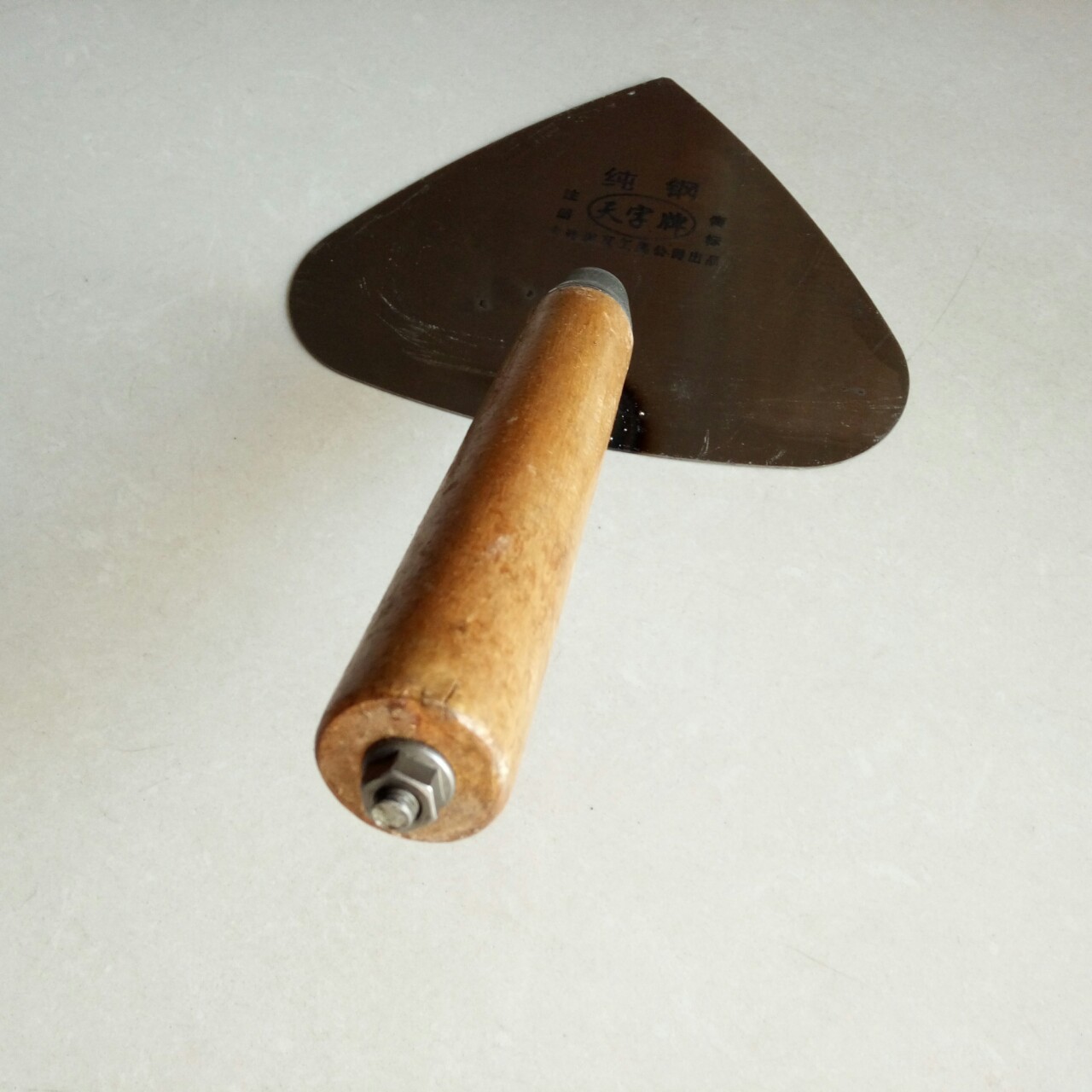 批发木柄通心桃形大铲泥板尖头大铲桃形锰钢砌铲建筑工具桃形铲