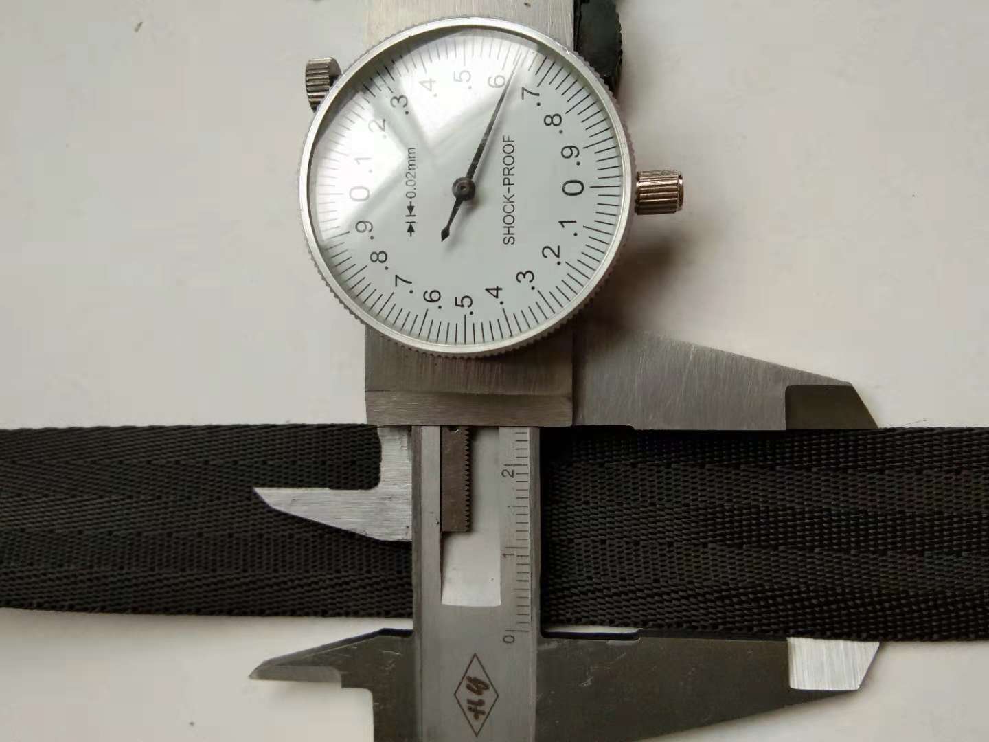 厂家直销高强尼龙织带2mm厚高亮密文2.5cm/3.8cm /5cm宽 织带批发