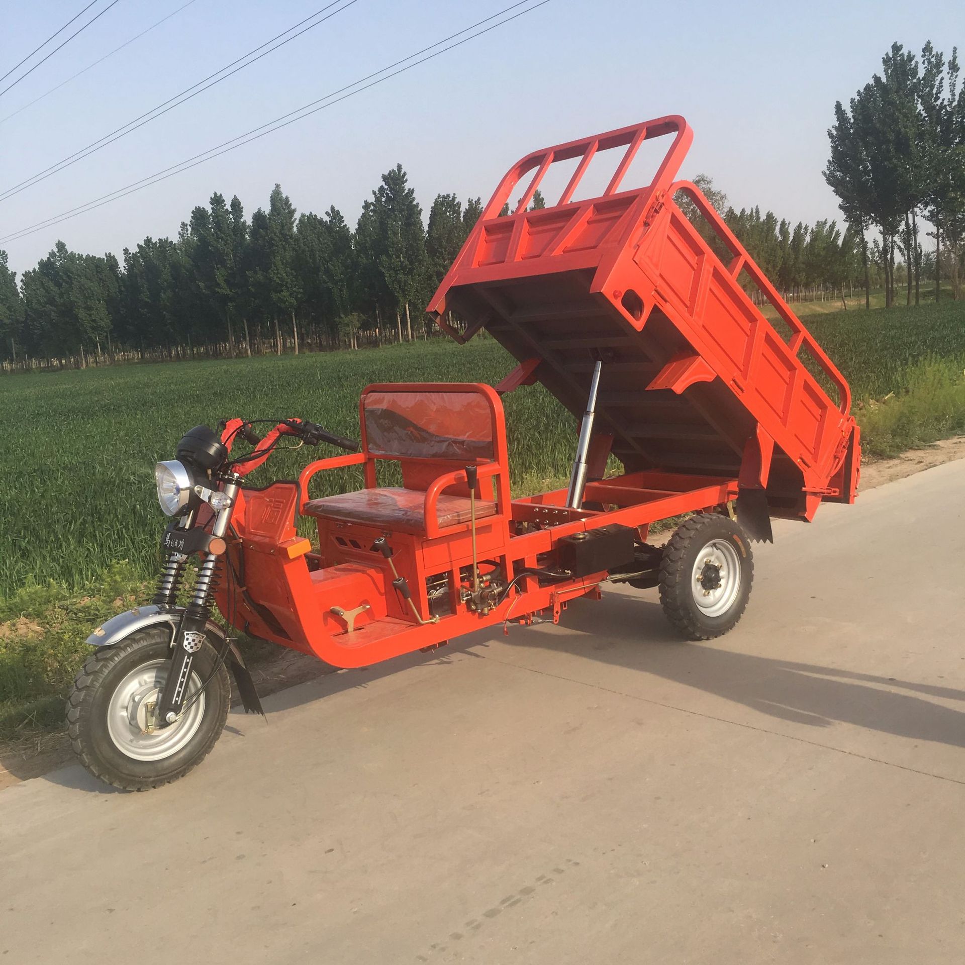 厂家定制批发宗申150助力轻便型燃油农用货运自动翻斗三轮摩托车