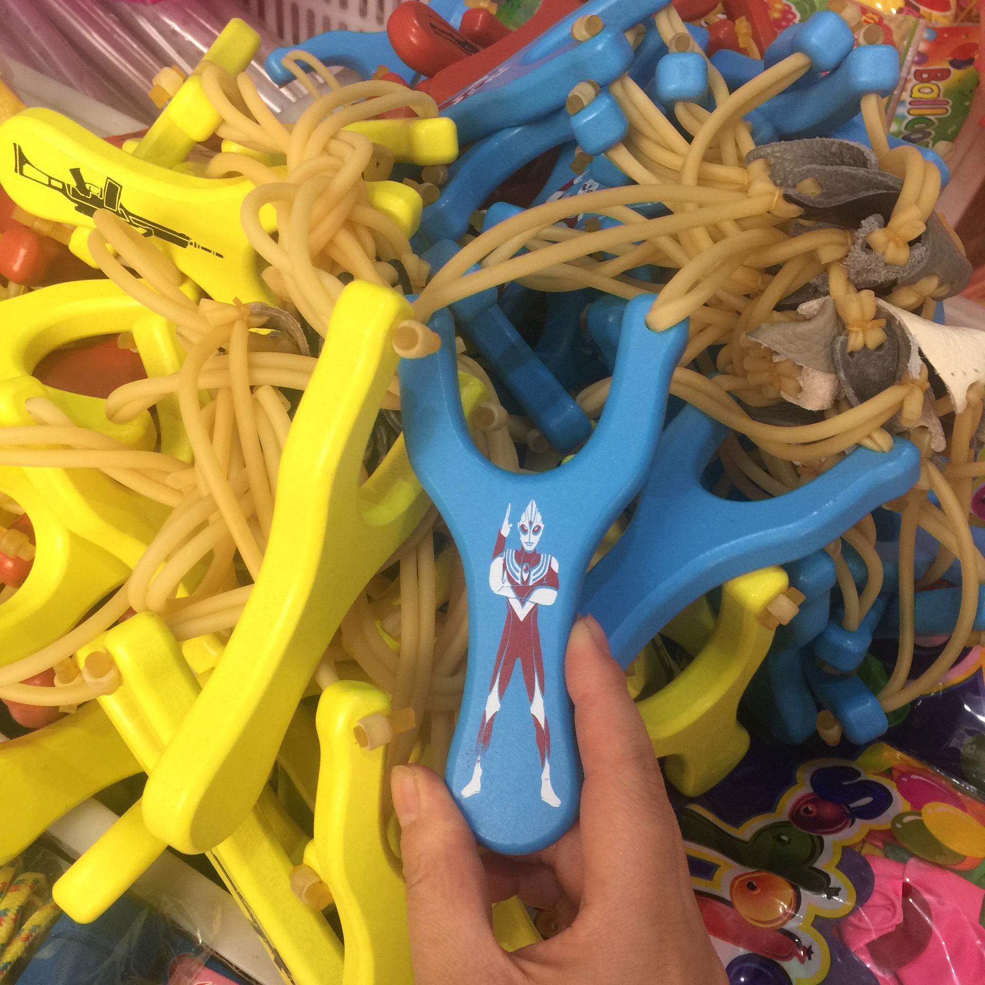 传统榉木儿童射击木制弹弓传统皮筋圆皮弹弓射鱼射击用品户外玩具