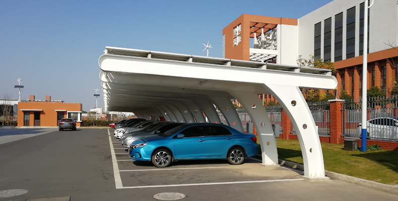 厂家定做钢结构光伏停车棚 露天停车场太阳能发电系统充电站车棚