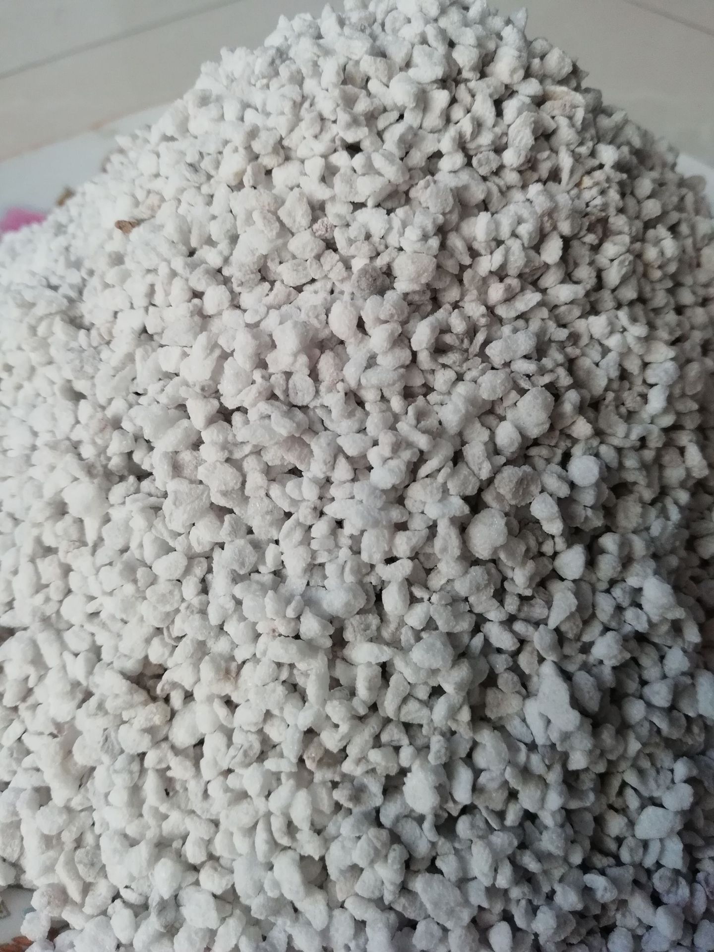 营养土专用珍珠岩 营养土珍珠岩颗粒 3mm膨胀珍珠岩颗粒批发