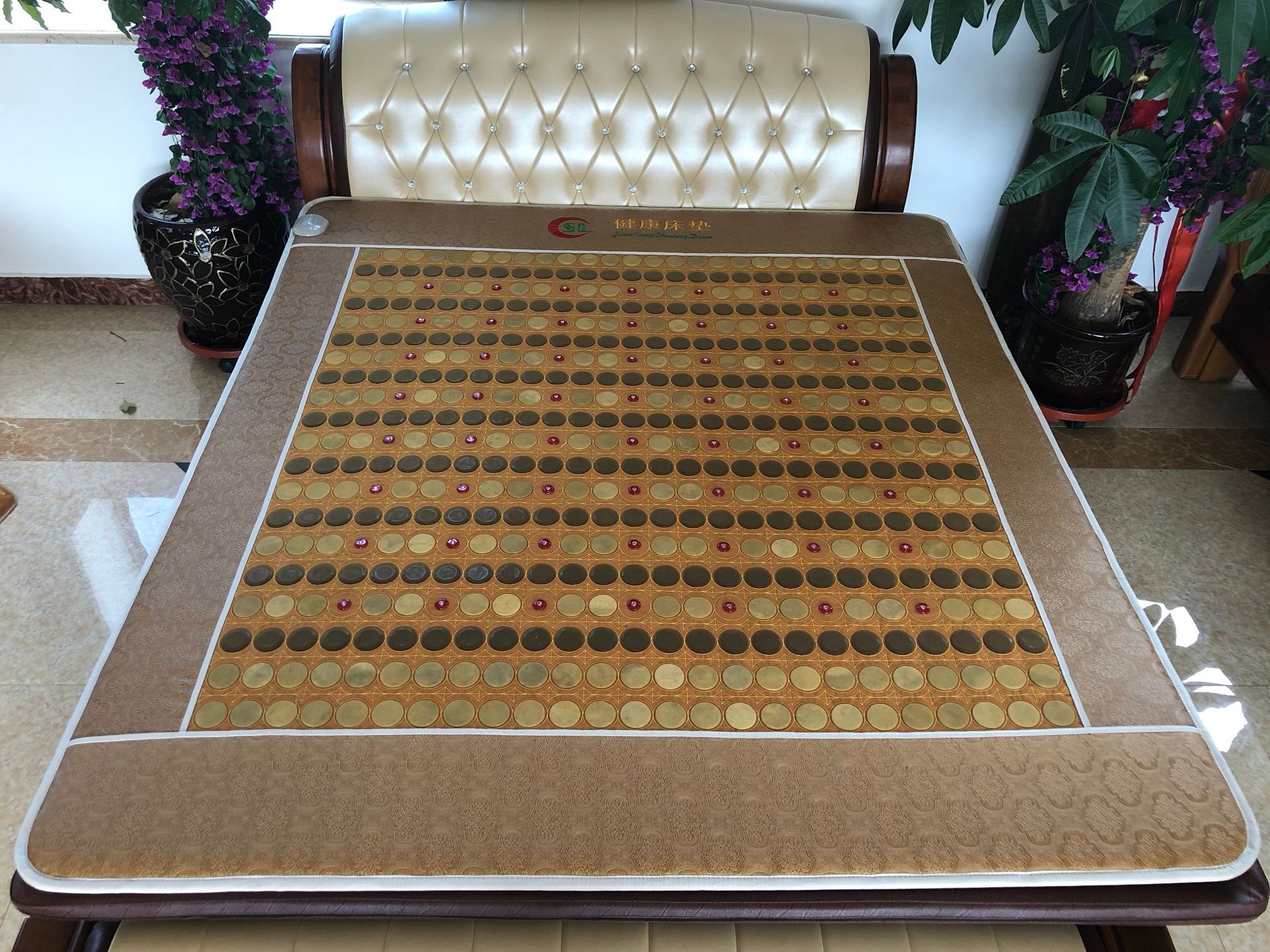 厂家直销激光床垫远红外光子玉石床垫光子能量美容垫双温双控床垫