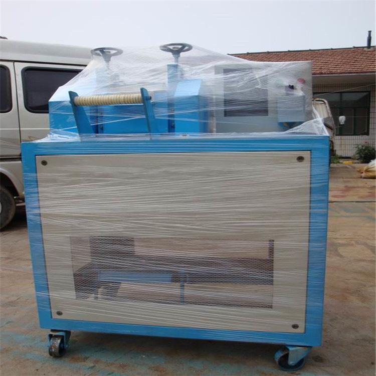 简易塑料造粒拉条切粒挤出机140型18齿合金刀滚刀切粒机