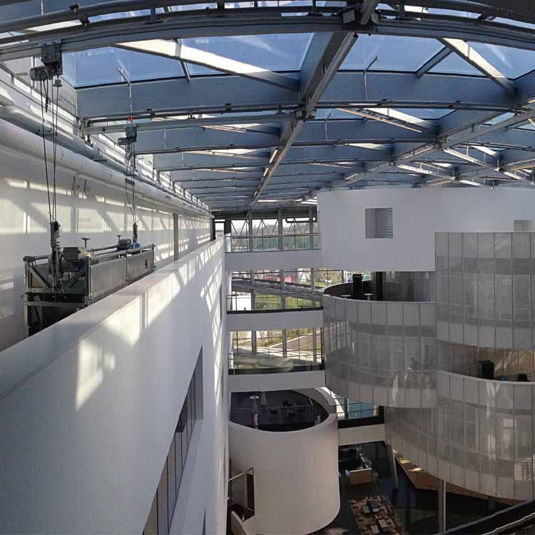 幕墙安装维修立面清洁维护插杆式进口擦窗机永久性插杆擦窗机