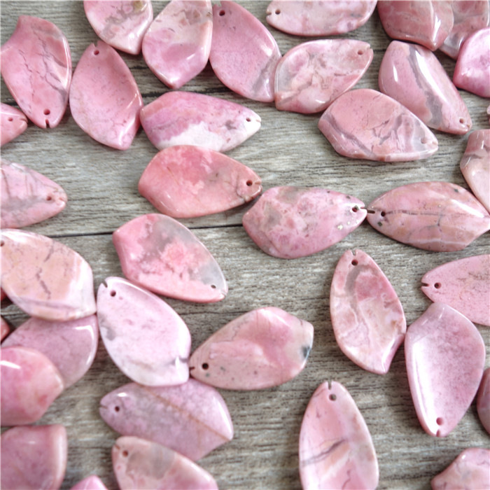 (预订)天然玫瑰石 蔷薇辉石 红纹石扭形 菱形花瓣diy发簪14x24