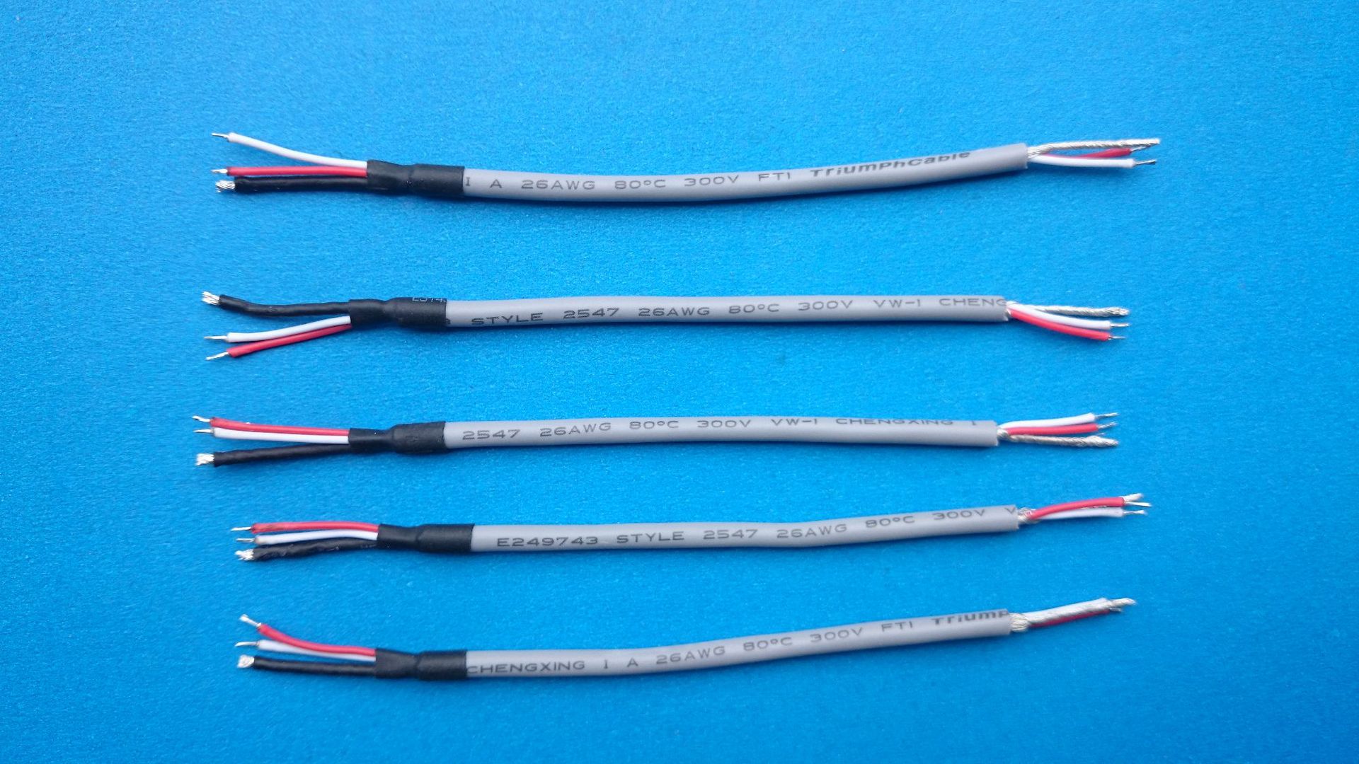 屏蔽线 2547 26# 2c 1 长110mm 开口(20 10)