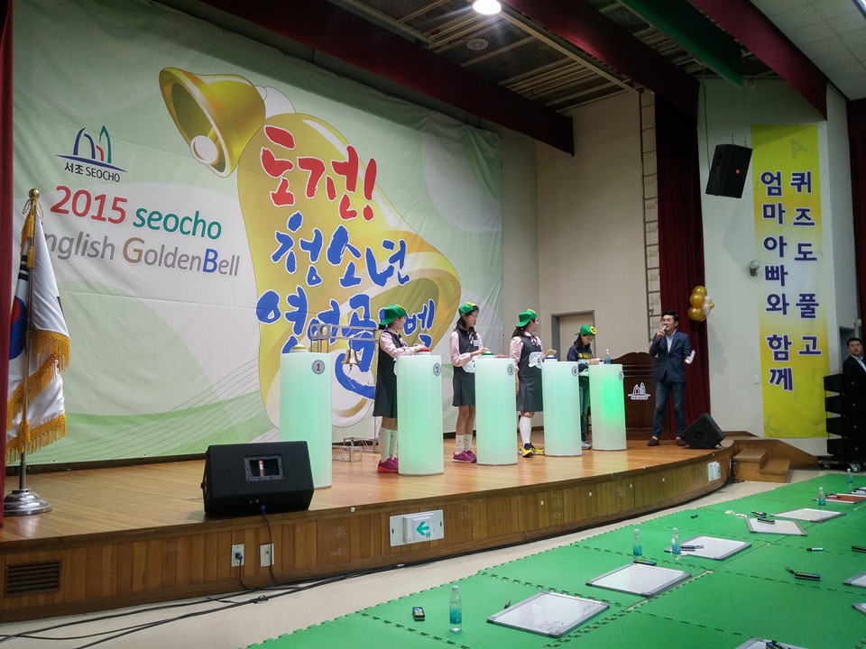 无线抢答灯光台 记分牌 智力竞赛抢答器 简单 无线遥控