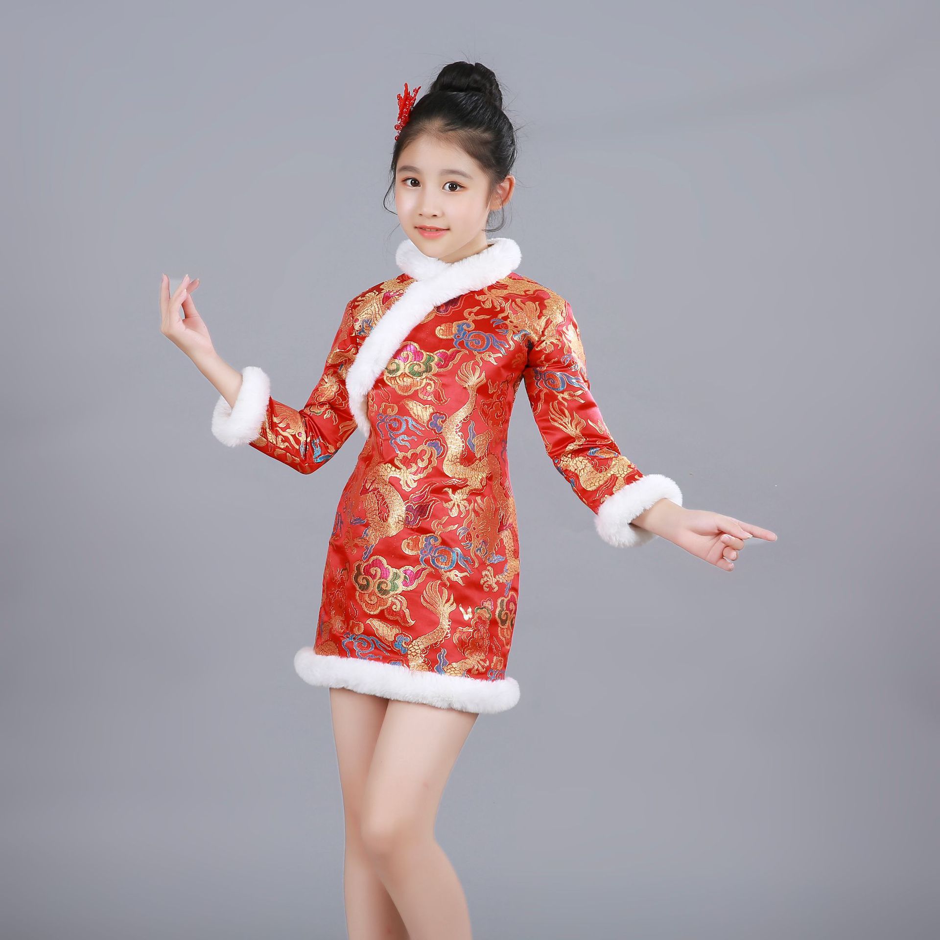 儿童旗袍童装女童中国风白色毛领长袖龙锦红色唐装改良古筝演出服