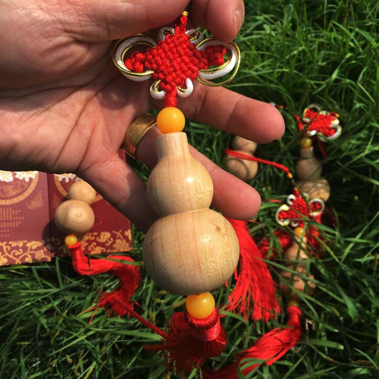 香樟木出入平安葫芦木质工艺品心经大悲咒手把件雕刻檀木挂件