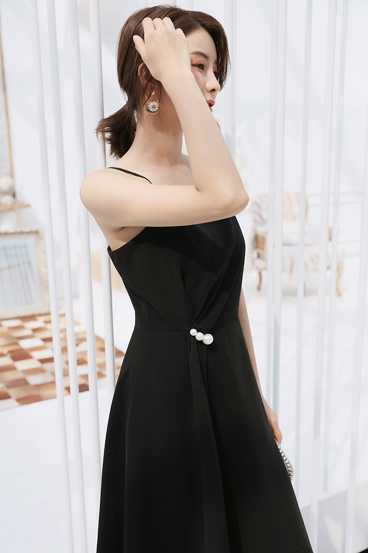 2018早秋时尚吊带露肩黑色礼服派对名媛聚会小黑裙连衣裙女64359