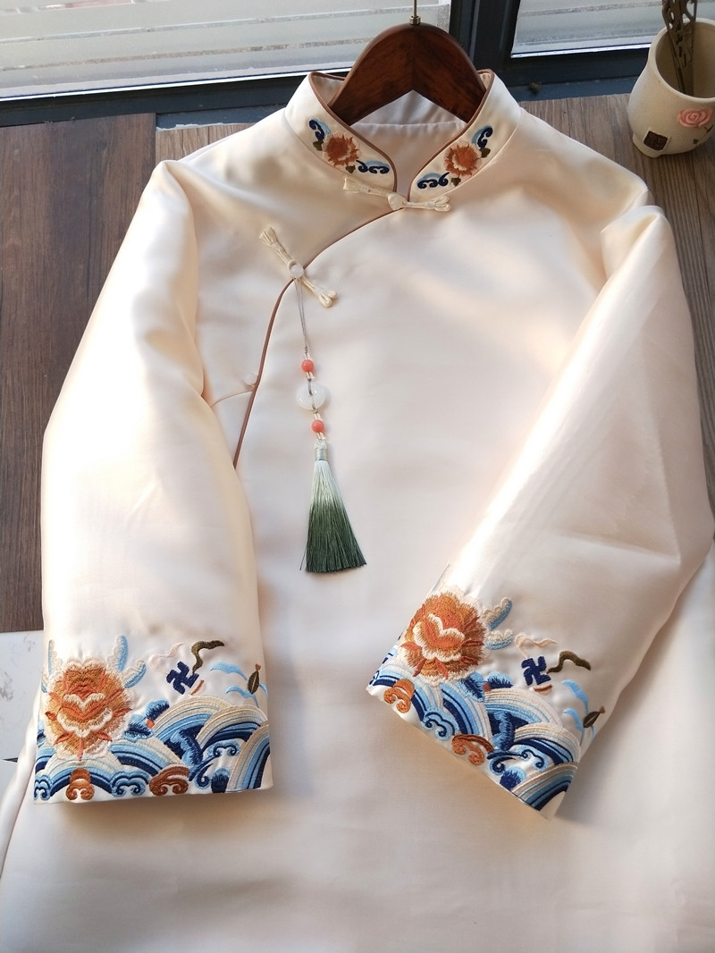 旗袍压襟挂件 旗袍配饰 汉服压襟挂件 天然玉石流苏挂件