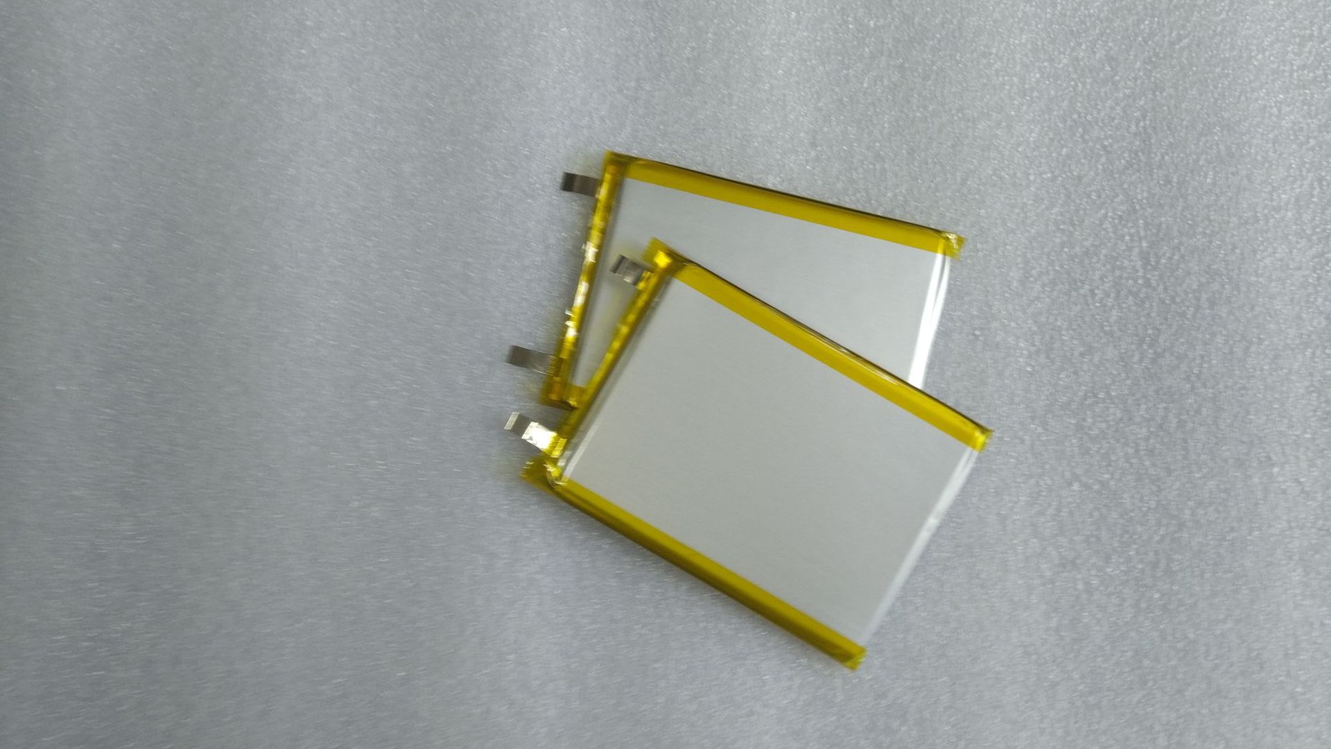 批发超薄材料聚合物锂电池可充电 505573 485573 2500mah3.7v