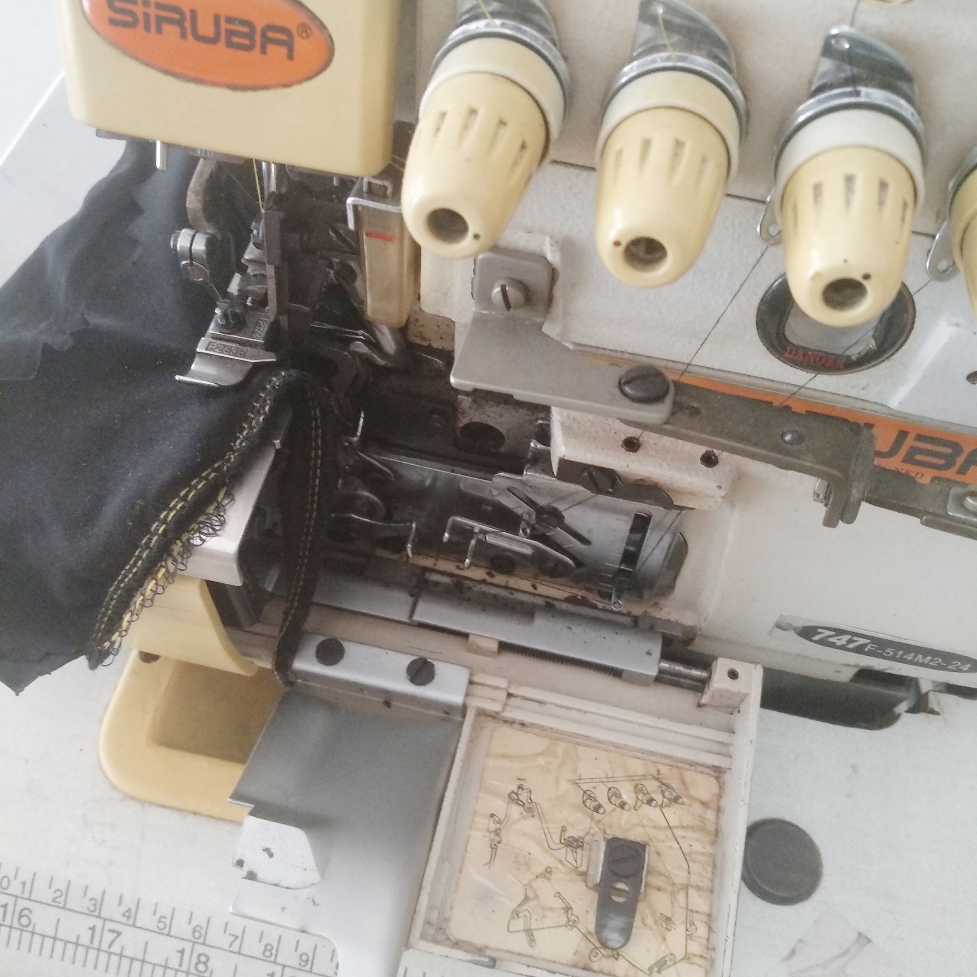 二手节能电动服装四线打边车工业包缝扎骨车银箭747锁边机